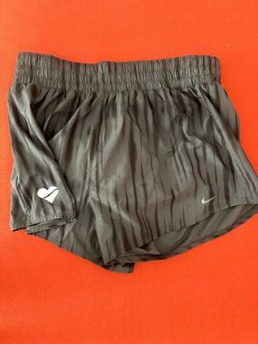 Nike Heartbreak Women’s Black design Dri-Fit Running Shorts